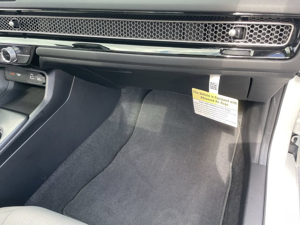Used 2024 Honda Civic EX image 32