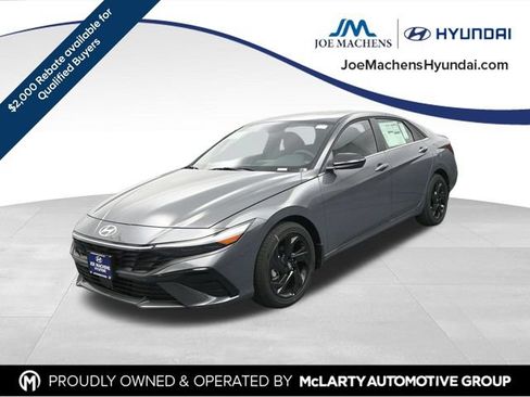 New 2026 Hyundai Elantra SEL Sport Premium FWD image 4