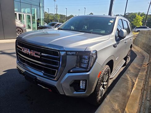Used 2024 GMC Yukon AT4 w/ Technology Package AWD/4WD image 1