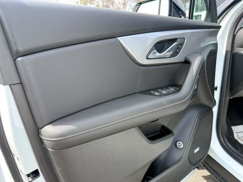 Used 2023 Chevrolet Blazer LT w/ Sound & Technology Package image 15