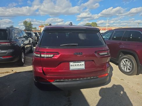 New 2025 Jeep Grand Cherokee L Altitude AWD/4WD image 6