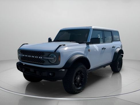 New 2026 Ford Bronco Badlands image 11