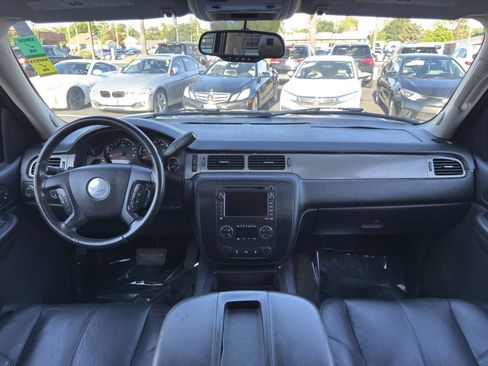 Used 2008 Chevrolet Avalanche LT AWD/4WD image 15