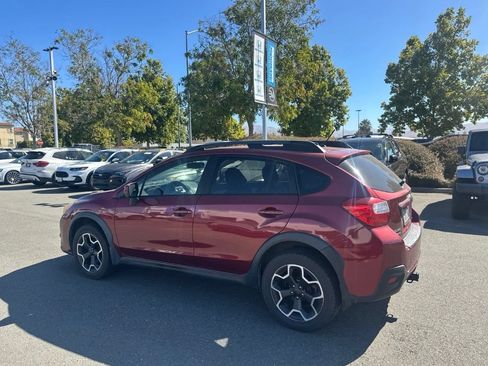 Used 2014 Subaru Crosstrek 2.0i Limited w/ Popular Package #2 AWD/4WD image 4