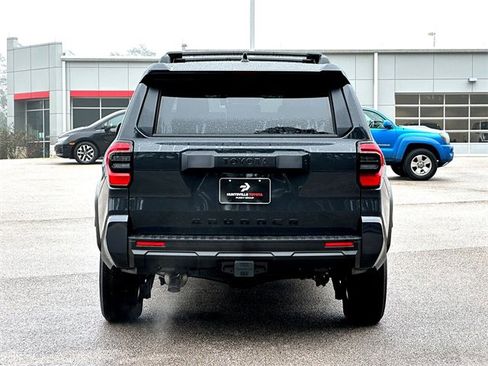 New 2026 Toyota 4Runner SR5 image 7