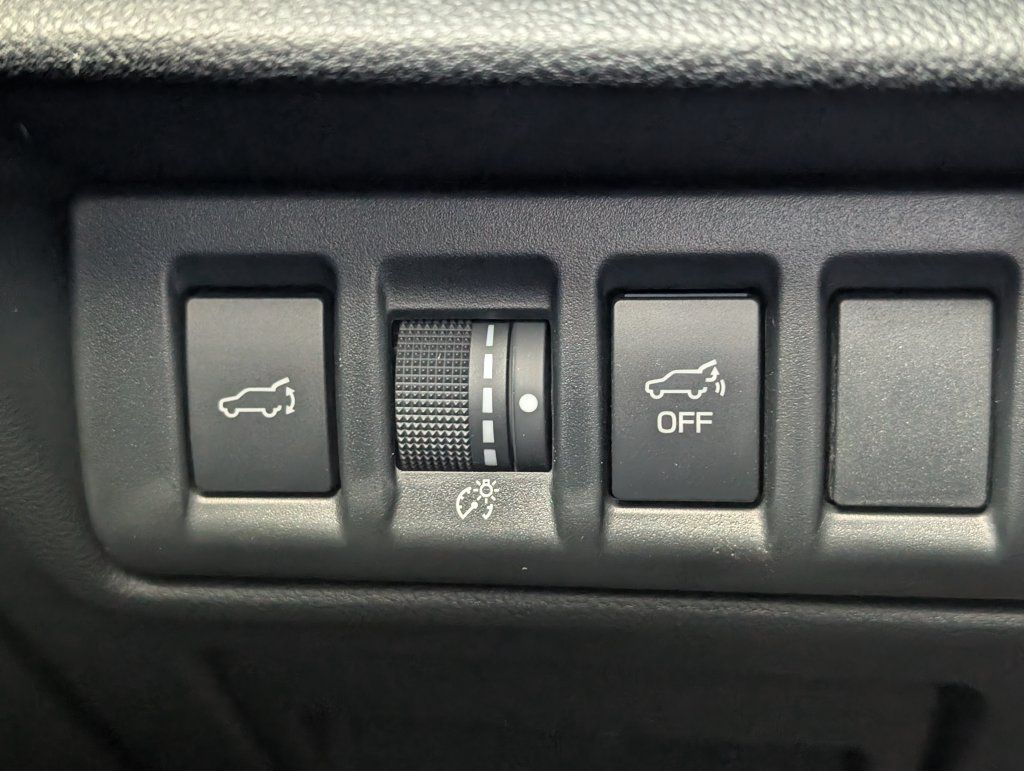 Used 2025 Subaru Outback Touring XT w/ Popular Package #2 AWD/4WD image 37