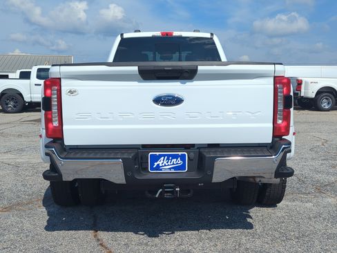Used 2025 Ford F450 XL w/ 360-Degree Camera Package AWD/4WD image 4