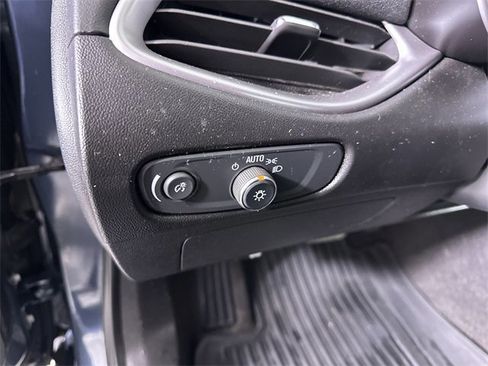 Used 2020 Chevrolet Malibu LS image 18