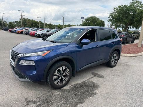 Used 2023 Nissan Rogue SV FWD image 12