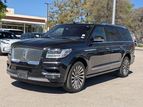 Used 2019 Lincoln Navigator L Reserve image 7