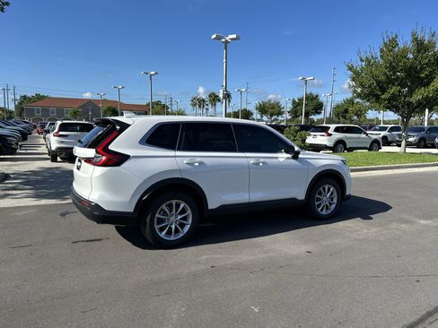 Certified 2026 Honda CR-V EX image 6