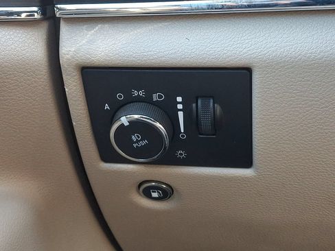 Used 2021 Jeep Grand Cherokee Limited w/ Luxury Group II AWD/4WD image 25