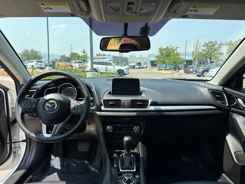 Used 2016 MAZDA MAZDA3 s Touring FWD image 12