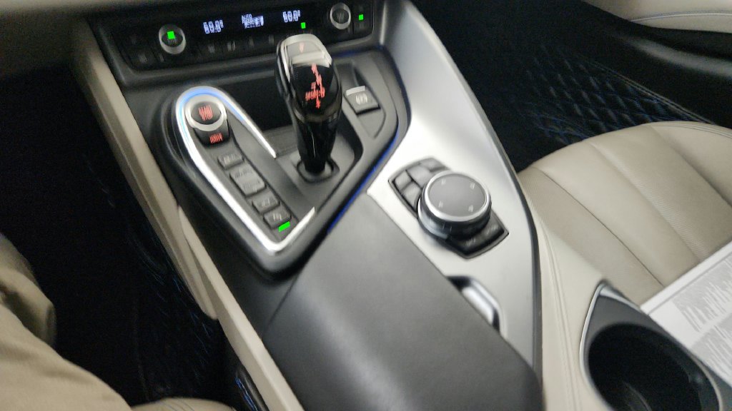 Used 2015 BMW i8 AWD/4WD image 57