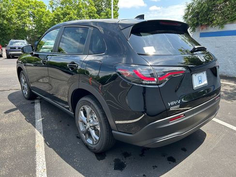 Used 2026 Honda HR-V LX image 3