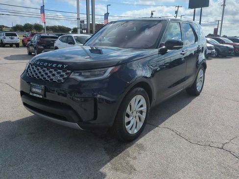 Used 2022 Land Rover Discovery S AWD/4WD image 4