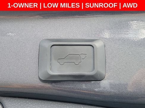 Used 2022 Toyota RAV4 XLE Premium w/ Carpet Mat Package (TMS) AWD/4WD image 13