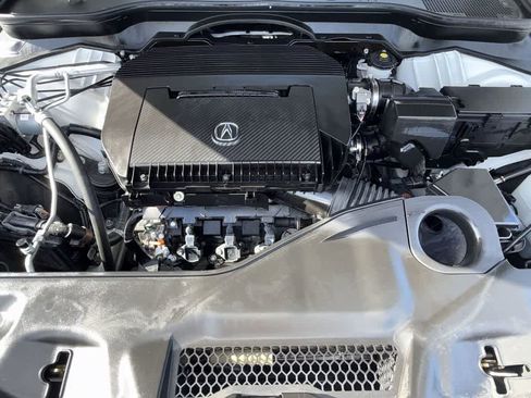 Certified 2025 Acura MDX FWD w/ Technology Package image 12
