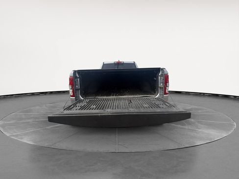 Used 2022 RAM 1500 Big Horn AWD/4WD image 5