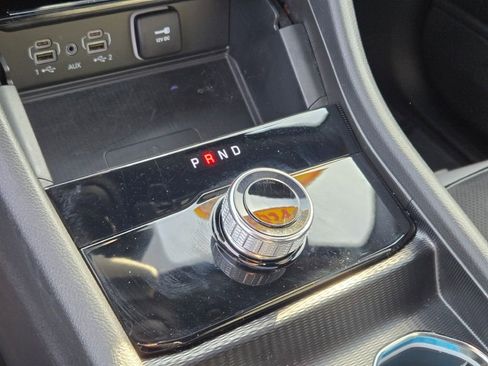 Certified 2024 Jeep Grand Cherokee Altitude image 28