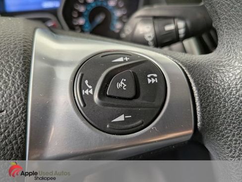 Used 2014 Ford Focus SE w/ SE Winter Package FWD image 21
