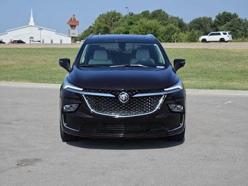 Used 2024 Buick Enclave Avenir w/ Avenir Technology Package AWD/4WD image 2