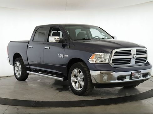 Used 2017 RAM 1500 Big Horn image 2