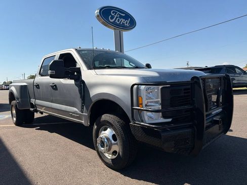 Used 2023 Ford F350 XL w/ FX4 Off-Road Package AWD/4WD image 4