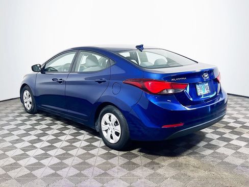 Used 2016 Hyundai Elantra SE FWD image 5