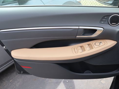 New 2026 Hyundai Sonata Limited FWD image 17