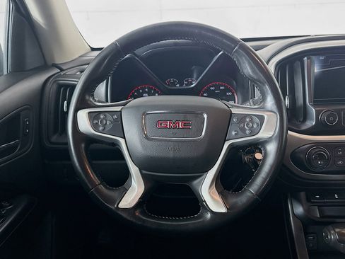 Used 2016 GMC Canyon SLE w/ SLE Convenience Package image 17