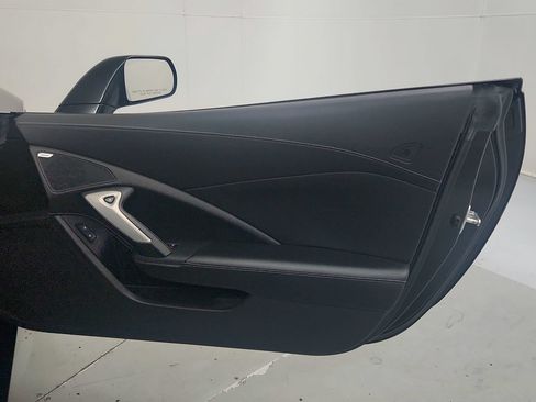 Used 2016 Chevrolet Corvette Stingray Convertible w/ 2LT Preferred Equipment Group RWD image 23