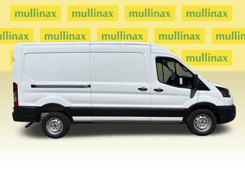New 2026 Ford Transit 250 148 Medium Roof RWD image 2