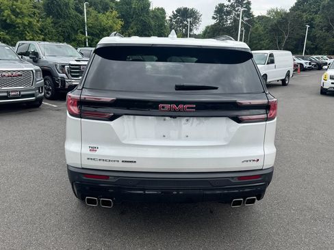 Used 2025 GMC Acadia AT4 w/ Luxury Package AWD/4WD image 5