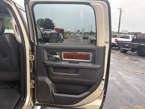 Used 2011 RAM 2500 Laramie w/ Cold Weather Group AWD/4WD image 32