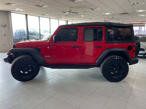 Used 2018 Jeep Wrangler Unlimited Sport AWD/4WD image 4