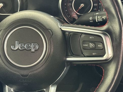 Used 2022 Jeep Wrangler Rubicon image 22