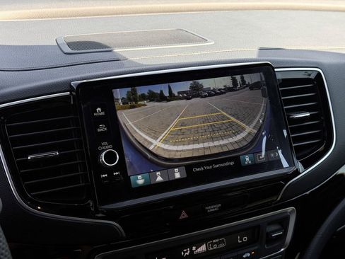 Used 2026 Honda Ridgeline Black Edition image 17