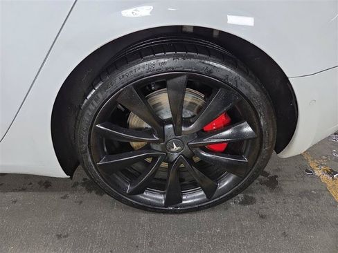 Used 2020 Tesla Model 3 Performance AWD/4WD image 10