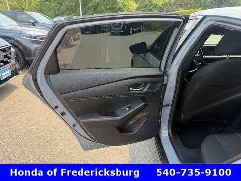 Used 2023 Honda Accord Sport image 15