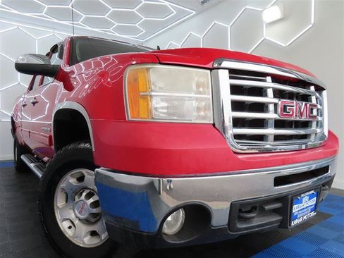 Used 2010 GMC Sierra 2500 SLE w/ SLE Preferred Package RWD image 4