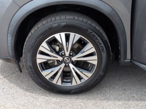 Used 2021 Nissan Rogue SV FWD image 14