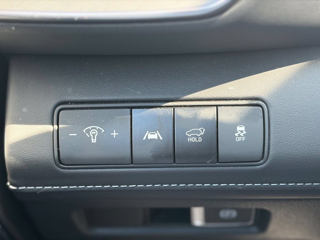 Used 2023 Hyundai Santa Fe Limited AWD/4WD image 34