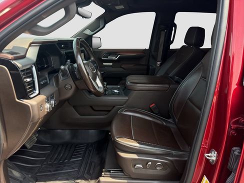 Used 2024 GMC Sierra 1500 Denali AWD/4WD image 9