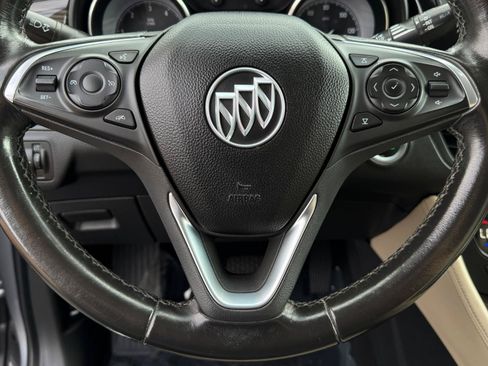 Used 2019 Buick Envision Preferred FWD image 19