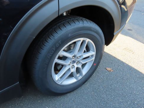 New 2026 Ford Explorer Active image 7