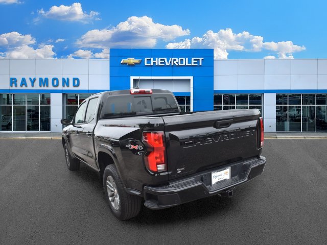 New 2026 Chevrolet Colorado LT w/ LT Convenience Package AWD/4WD image 6