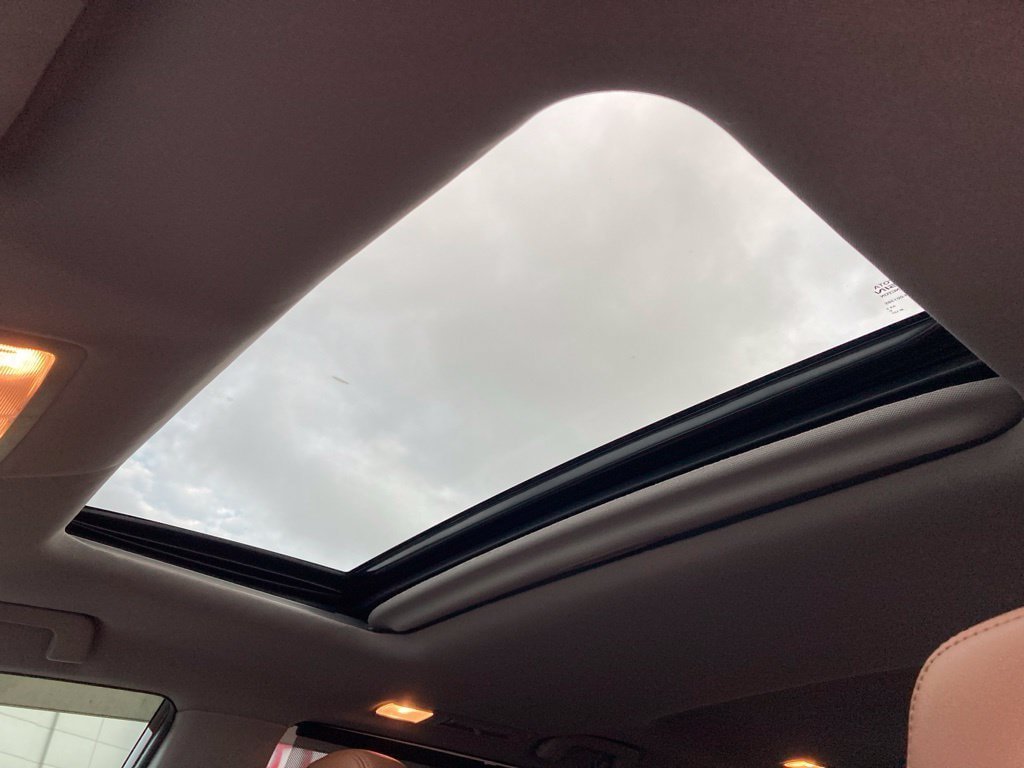 Used 2019 Toyota Highlander Limited FWD image 14