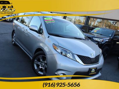 Used 2014 Toyota Sienna SE