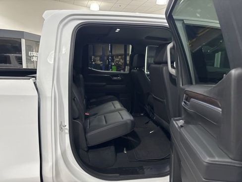 Used 2025 GMC Sierra 1500 SLT AWD/4WD image 32